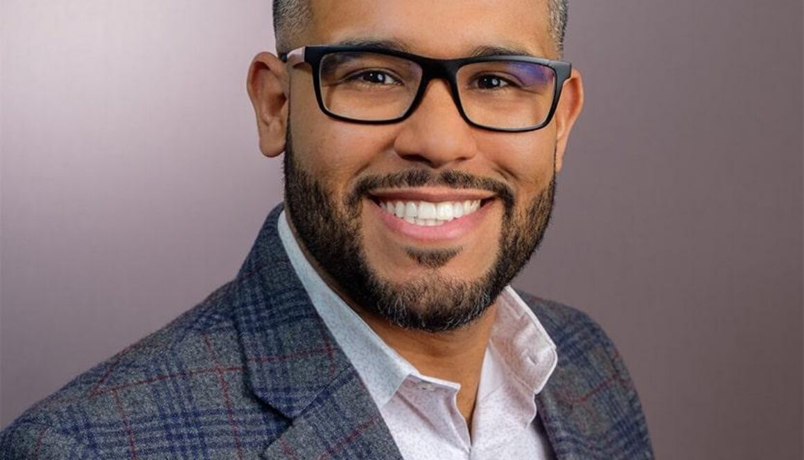 Gregory-Sandoval-min