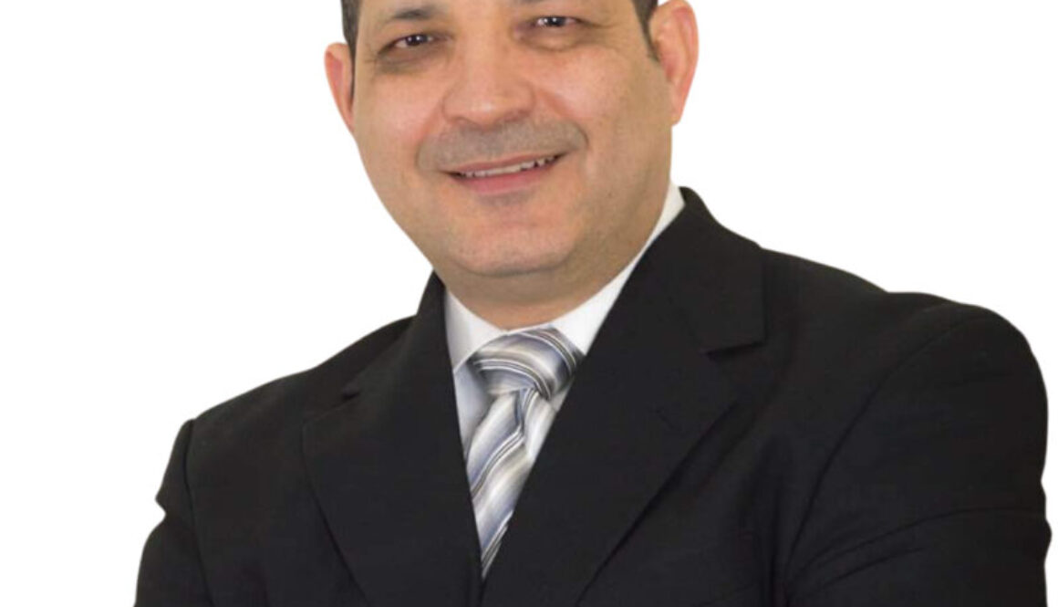 Luis-V.-copy-800x800